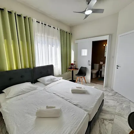 Smart Comfort Roomn3 With Private Bathroom In Location 250m *